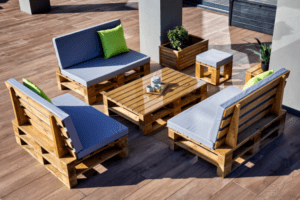 Zestaw mebli z palet CLASSIC - 3 kanapy + stolik