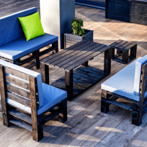 Meble z palet ECO – Meble Z Palet 3 kanapy + stolik